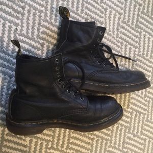 Vintage Dr. Martens Doc Martens Black